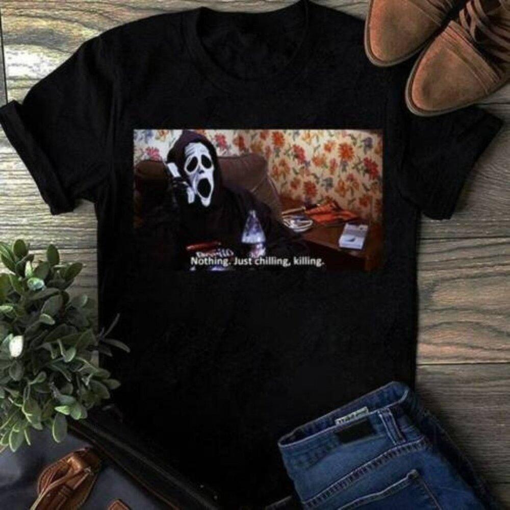 Scream Ghost Face Just Chillin Killin Halloween Graphic T-Shirt